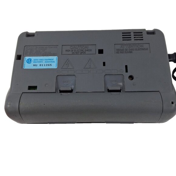 Sony Cassette-Corder with Built-In Condenser Microphone TCM-818 with Counter - Picture 8 of 14